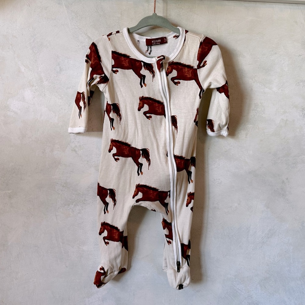 Milkbarn Horse baby zippered footie size 3-6 months